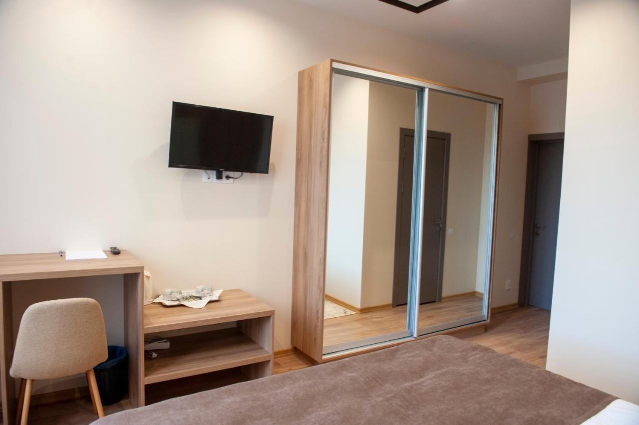 Lotus Hotel 4*